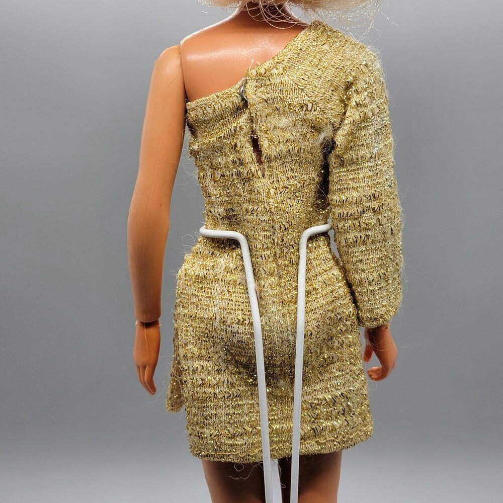 Vintage 1978 Kenner Darci Covergirl Doll in Disco Gold - Picture 8 of 11